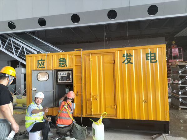 溧阳怎样判断空气滤清器是否需要更换？